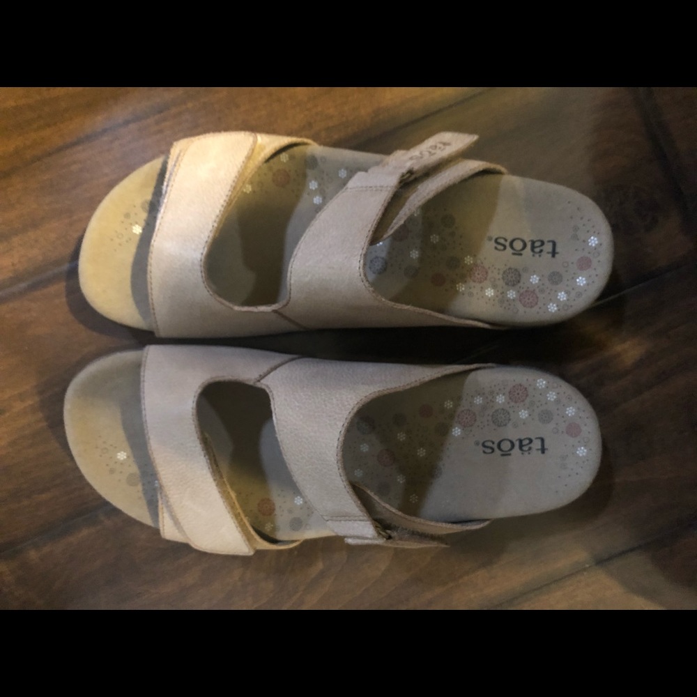 Taos Comfort Sandals - New
